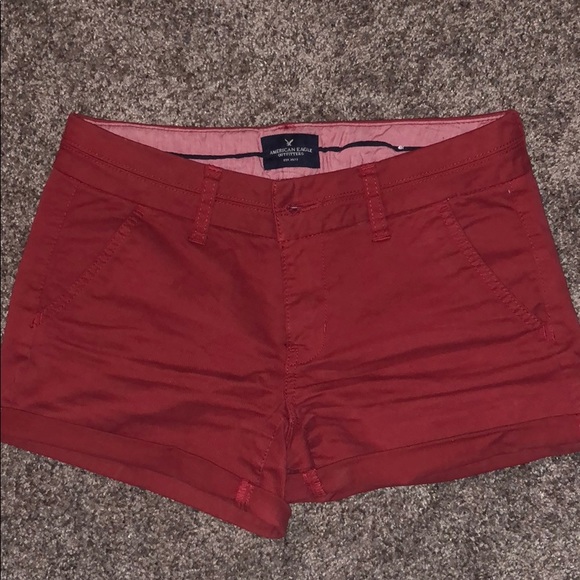 Maroon, America Eagle Cargo Shorts !!! - Picture 1 of 3